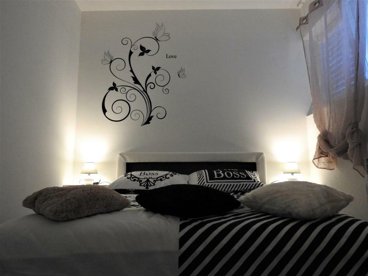 Sweet Dreams Apartment Varaždin Exteriör bild